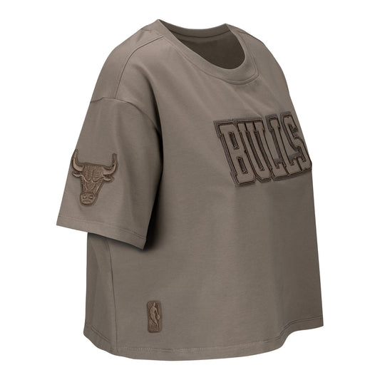 Ladies Chicago Bulls Pro Standard Neutral Cropped T-Shirt - front view