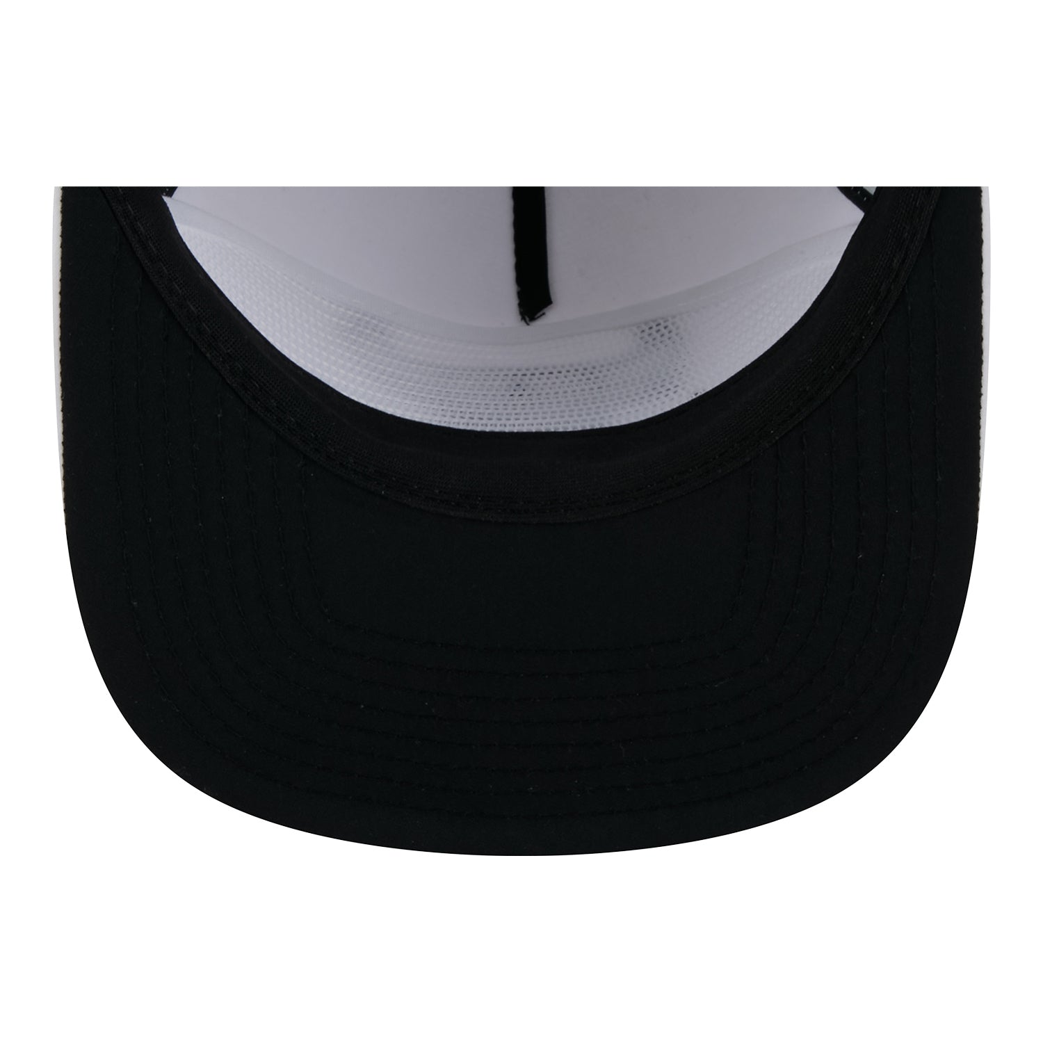 Chicago Bulls New Era Performance Golfer Rope Hat - Underbrim View