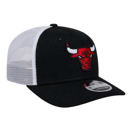 Chicago Bulls New Era 970 Stretch Core Classic Trucker Hat In Black - Front Left View