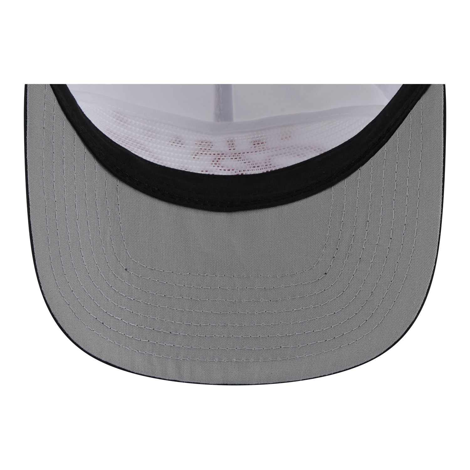 Chicago Bulls New Era 2025 Draft Golfer Hat in White - Underbrim View