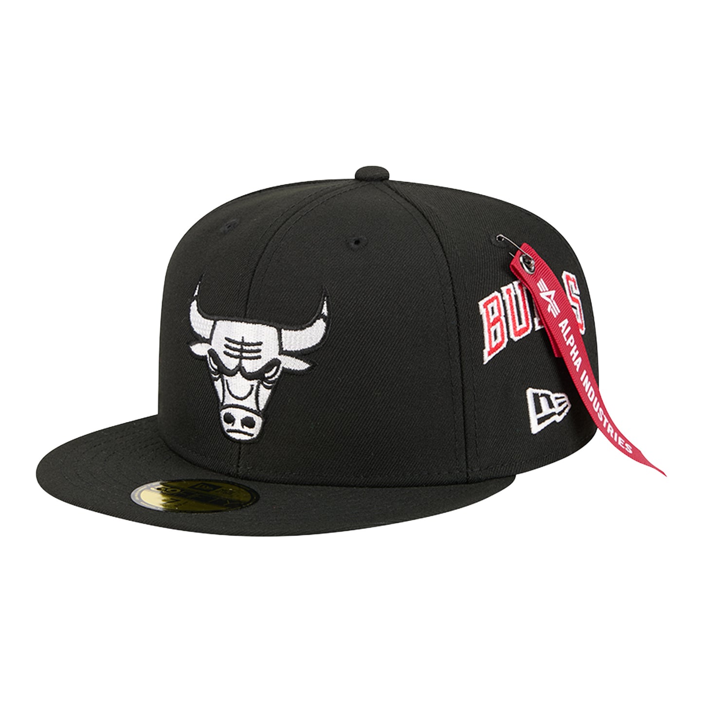 Chicago Bulls New Era Alpha Industries 5950 Fitted Hat in Black - Front Left View