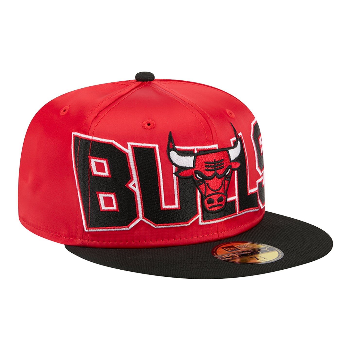 Chicago Bulls New Era Wordmark Satin 5950 Fitted Hat in Red - Front Right View