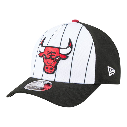 Chicago Bulls New Era 2025 Tip-Off 940MC Snapback in Black and White - Front Left View