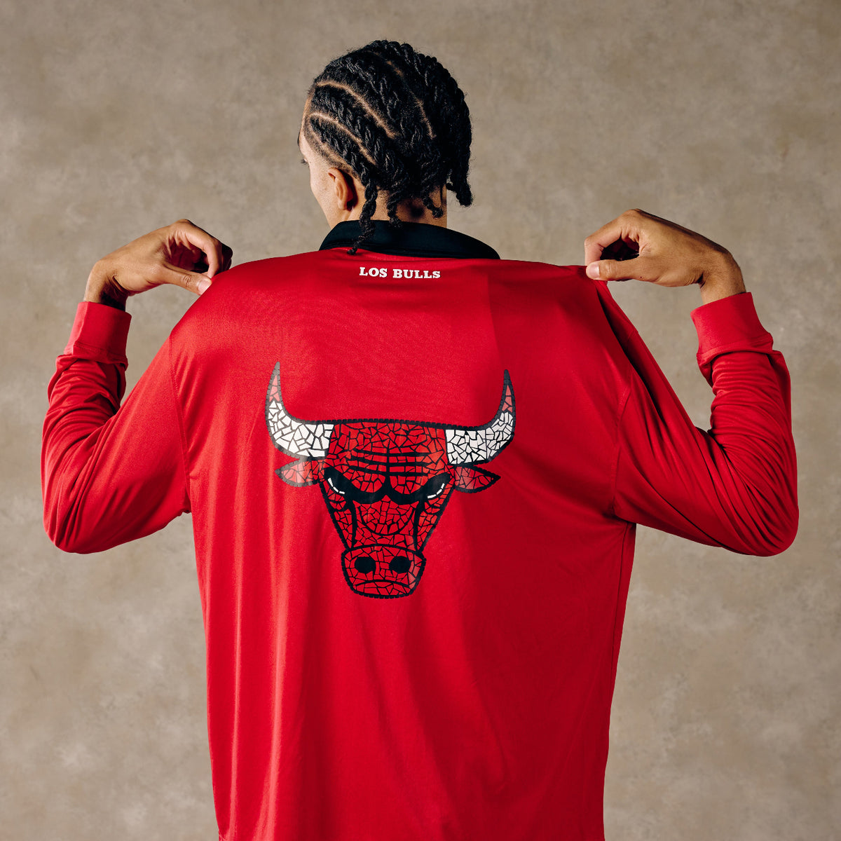 Chicago Bulls 1966 Los Bulls Soccer Polo in Red - Back View