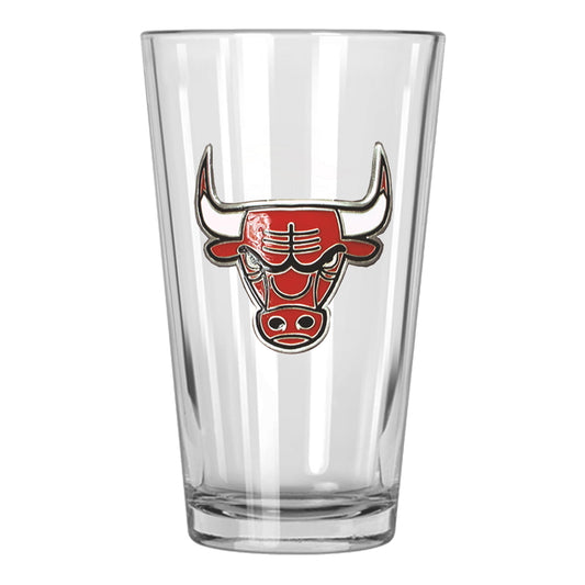 Chicago Bulls Metal Emblem Pint Glass - front view