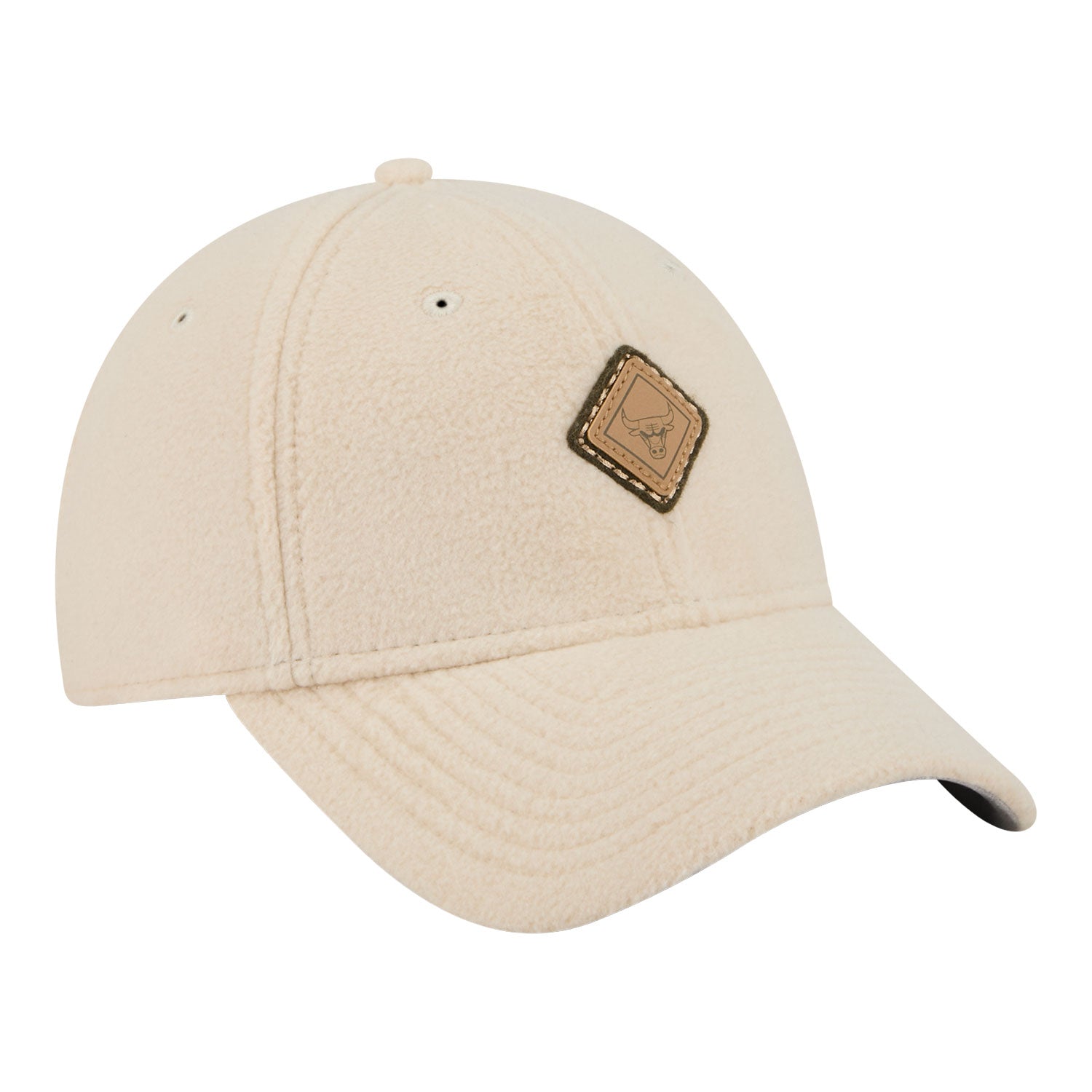 Ladies Chicago Bulls New Era Comfy Patch Snapback in White - Front Right View