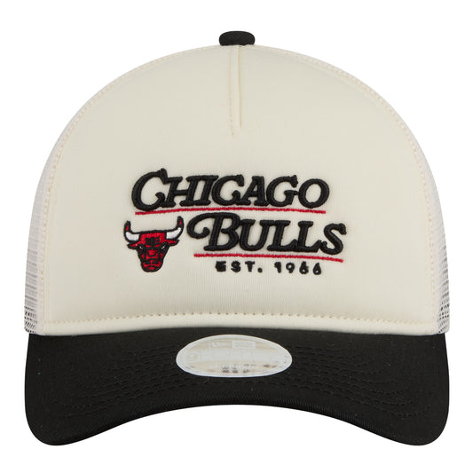 Ladies Chicago Bulls New Era 940 Retro Trucker Hat in White - Front View