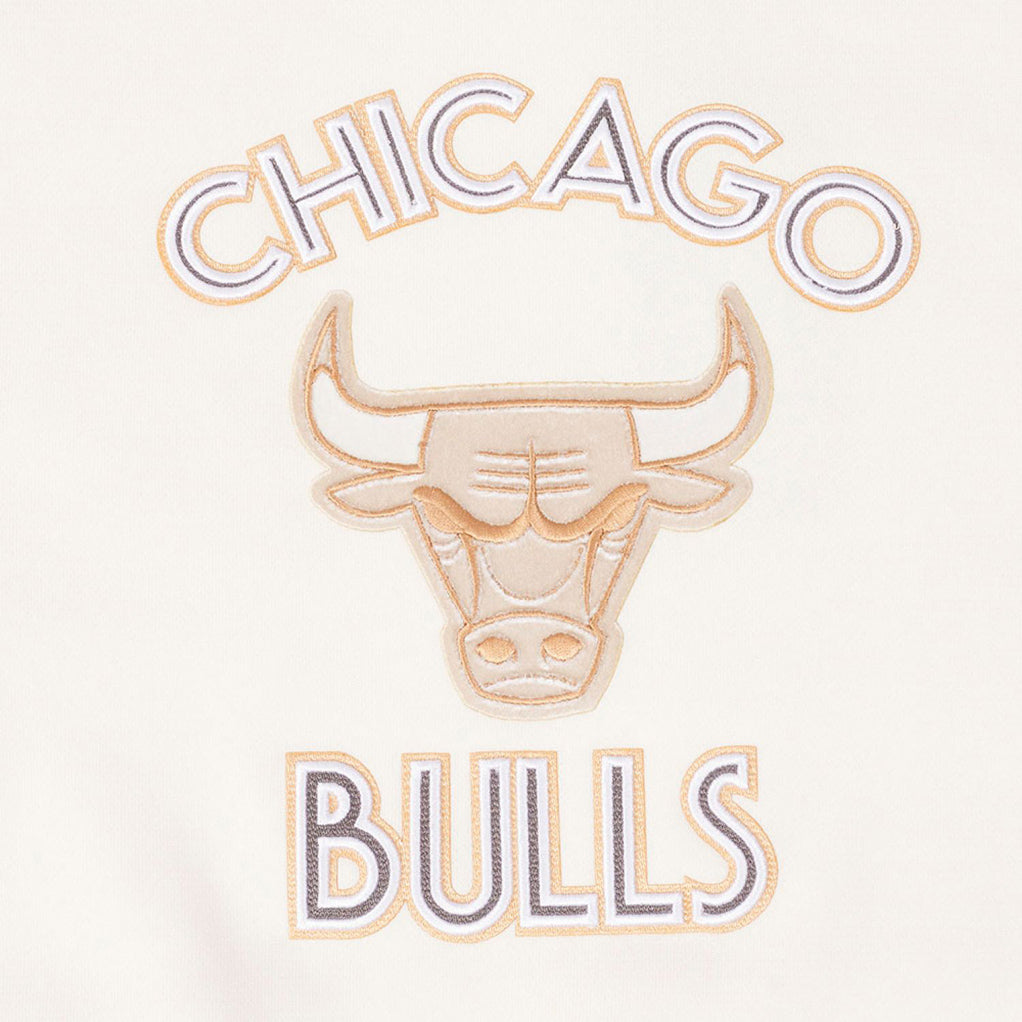 LADIES 2024-25 CHICAGO BULLS CITY EDITION CROPPED HOODED SWEATSHIRT IN WHITE - BULLS LOGO 2