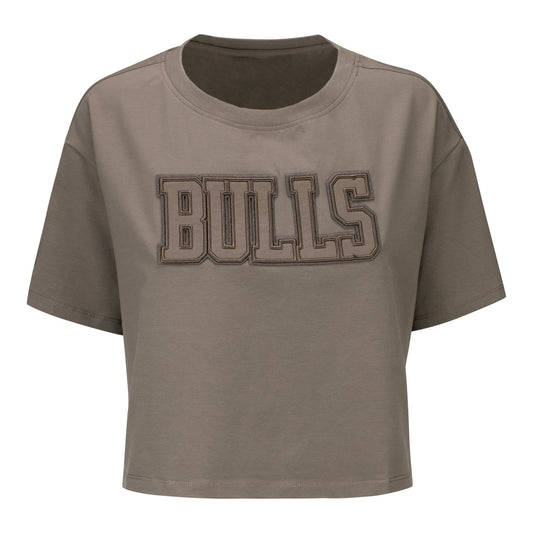 Ladies Chicago Bulls Pro Standard Neutral Cropped T-Shirt - front view