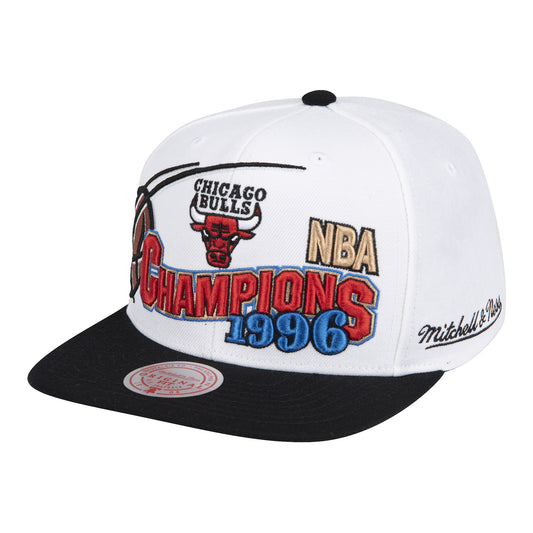 2023-24 CHICAGO BULLS CITY EDITION 47 BRAND MADHOUSE ON MADISON HITCH –  Official Chicago Bulls Store