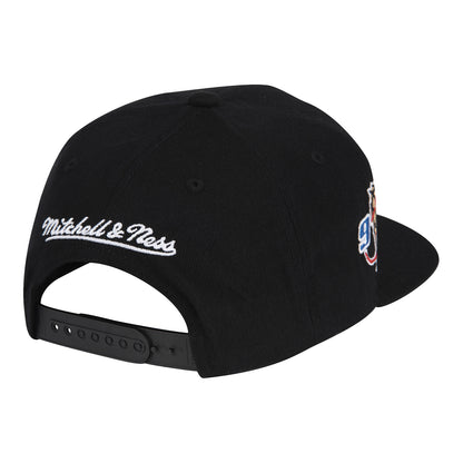 Chicago Bulls '97 Champs M&N Snapback in black - back view