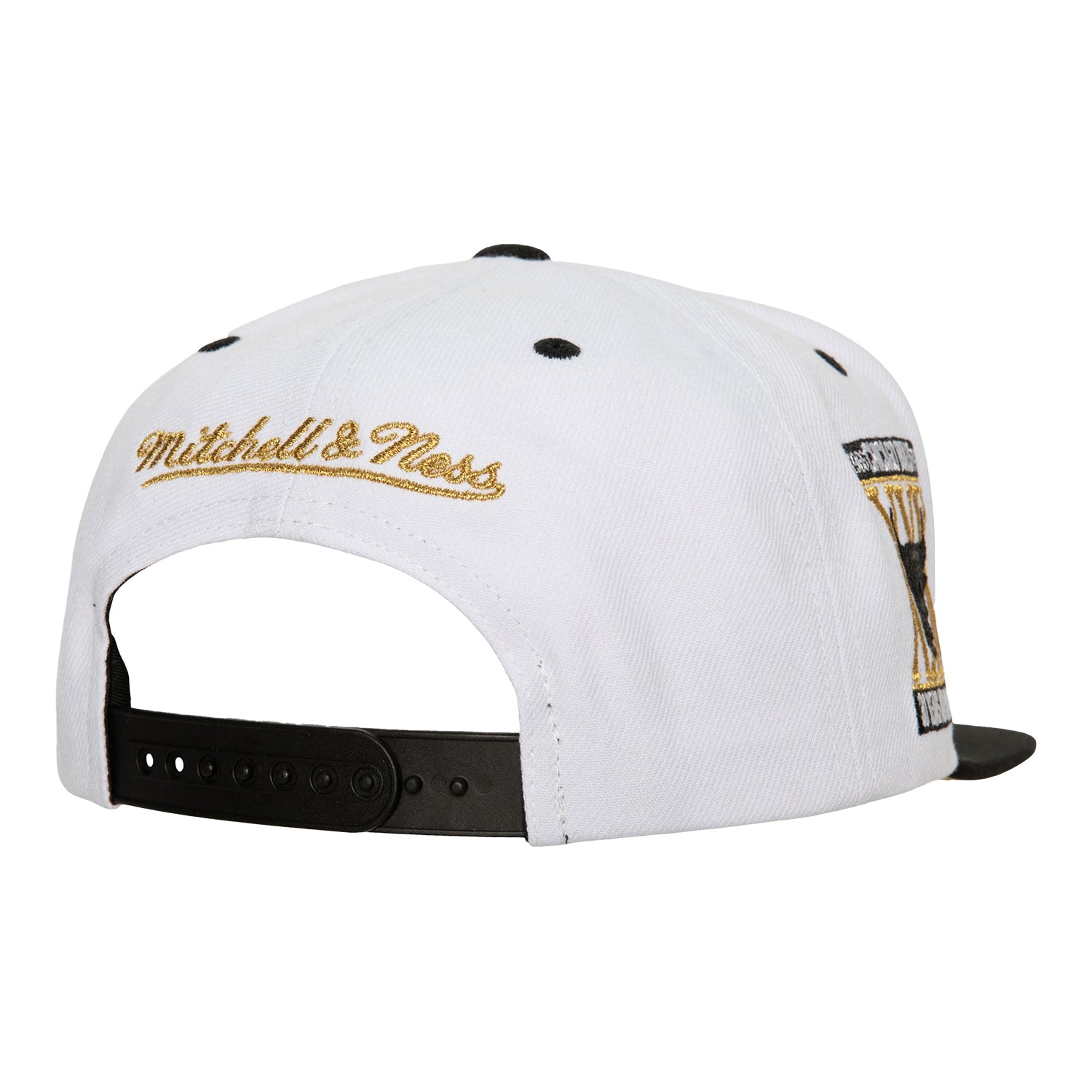 White mitchell hot sale and ness snapback