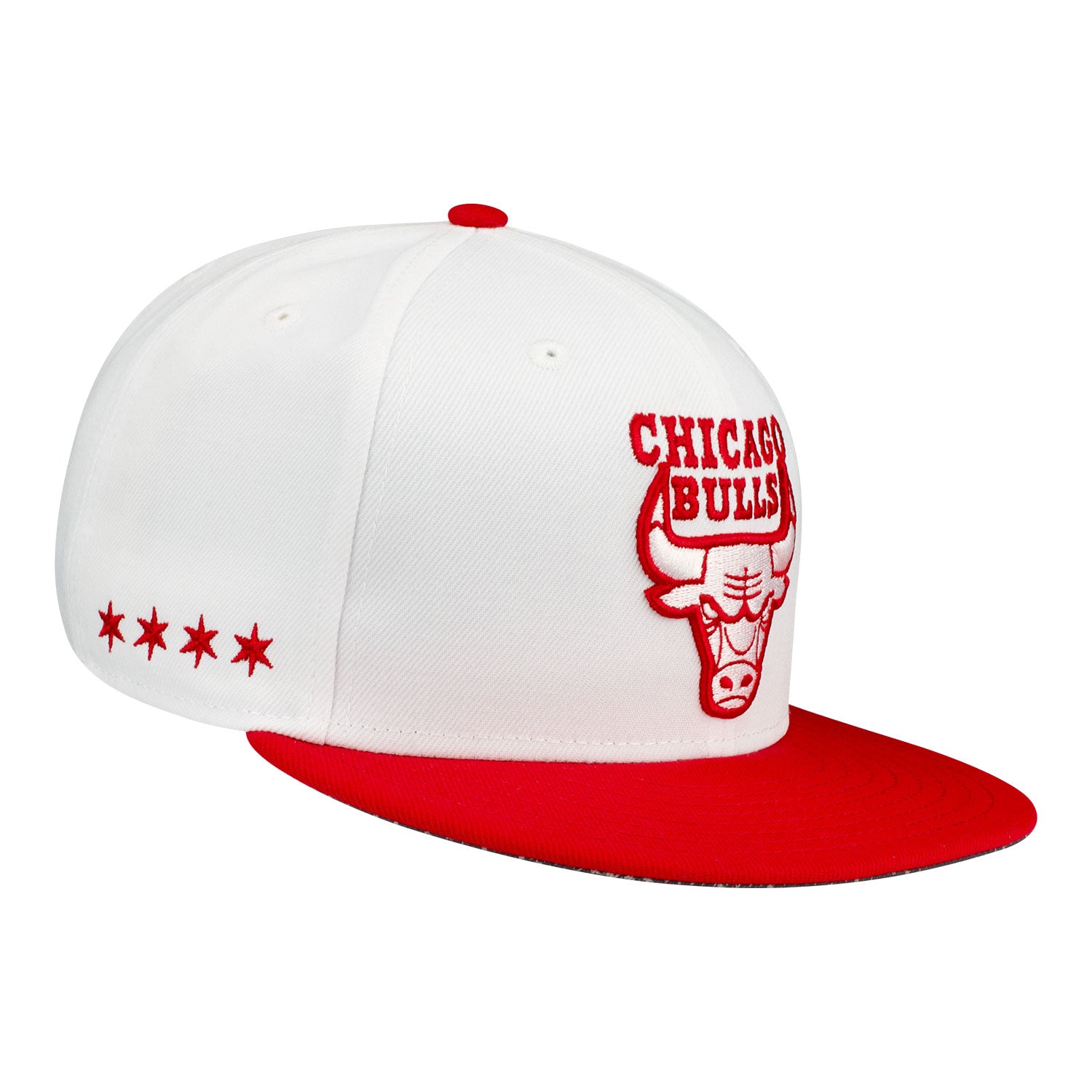 White best sale bulls snapback