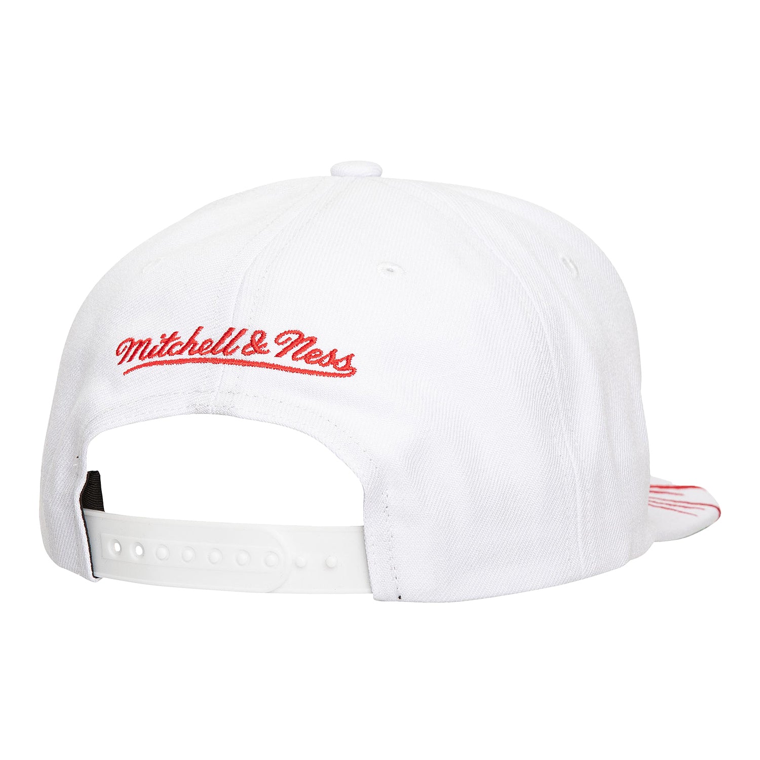 Chicago Bulls Mitchell & Ness Aftershock Lockup Snapback In White - Back View