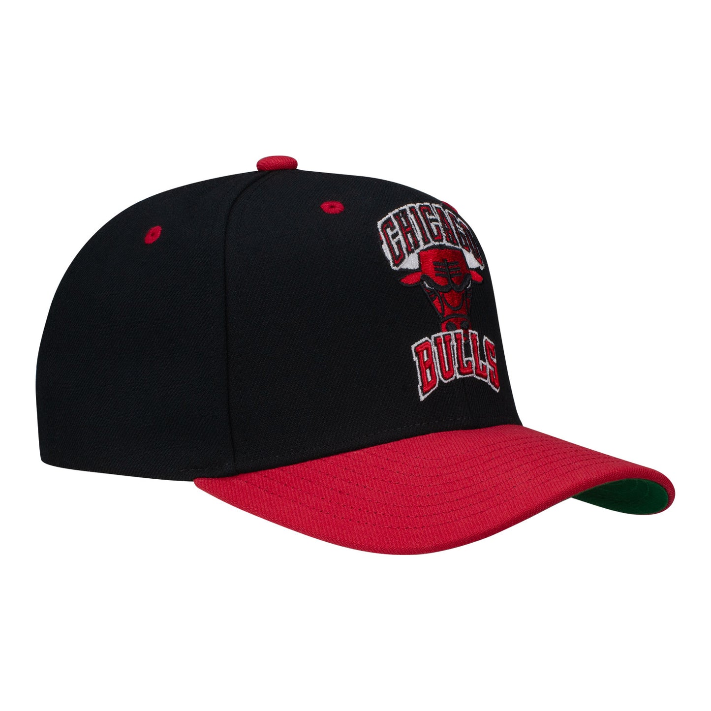 Chicago Bulls Mitchell & Ness All In 2.0 Pro Snapback In Black - Front Right View