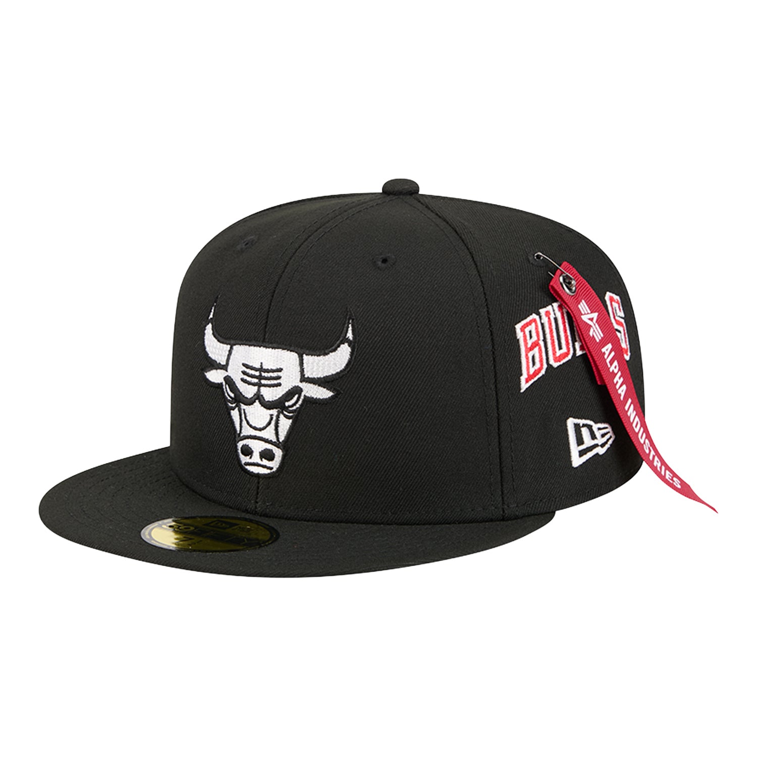 Chicago Bulls New Era Alpha Industries 5950 Fitted Hat in Black - Front Left View