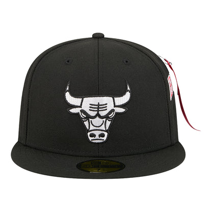 Chicago Bulls New Era Alpha Industries 5950 Fitted Hat in Black - Front View