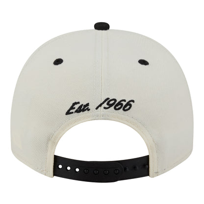 Chicago Bulls New Era Two Tone Arched 950AF Snapback in White - Back view