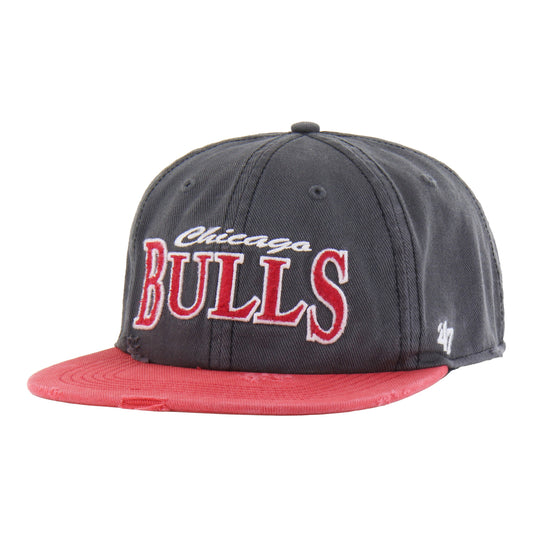 Chicago Bulls 47 Brand Cragged Captain Relaxed Snapback in Grey - Front Left View