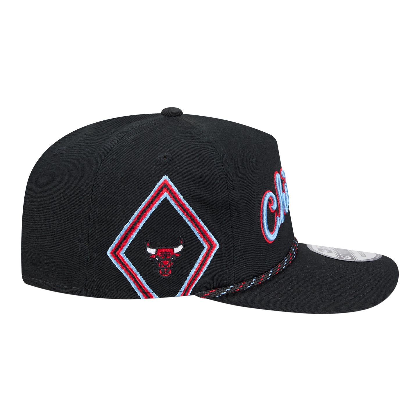 2025-26 City Edition Chicago Bulls New Era Golfer Snapback in Black - Right side View