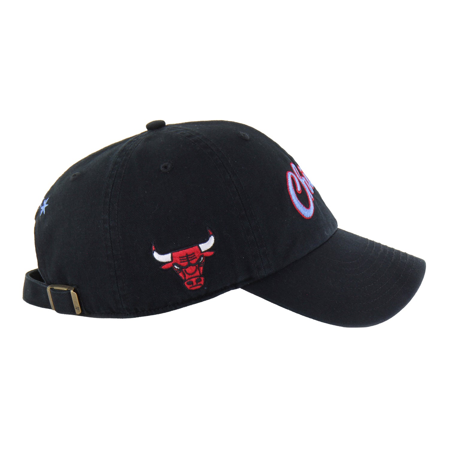 2025-26 City Edition Chicago Bulls 47 Brand Clean Up Hat in Black - Right Side View