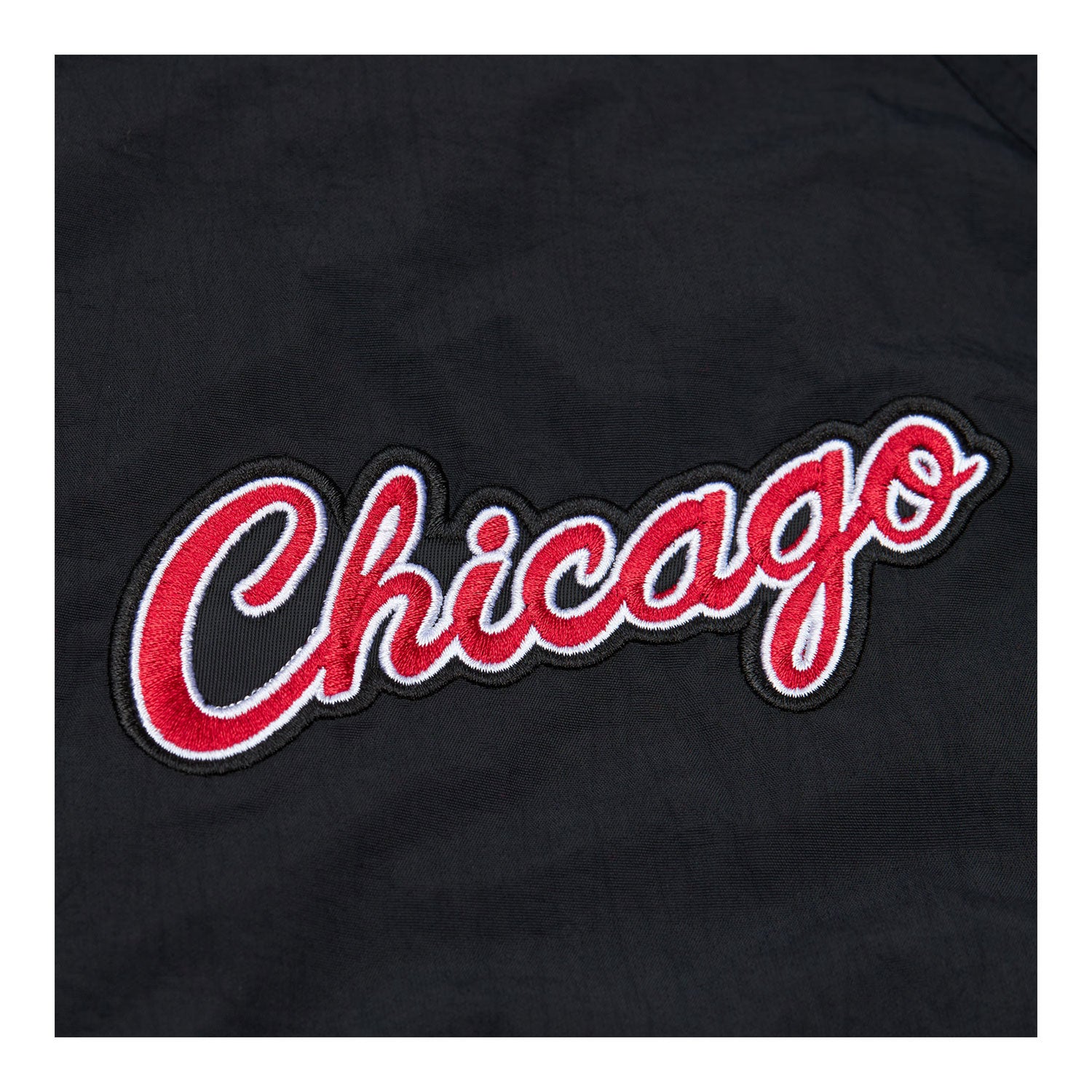 Chicago Bulls Mitchell & Ness Retro Full Zip Jacket - close up version