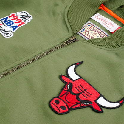 Chicago Bulls Mitchell & Ness Satin Bomber Jacket - close up view