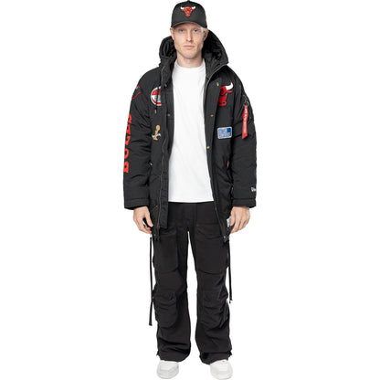 Chicago Bulls New Era Alpha Industries Patch Parka Coat in Black - Front View 
