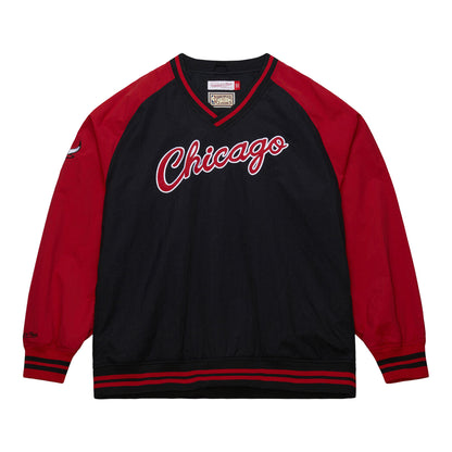 Chicago Bulls Mitchell & Ness V-Neck Scripted Pullover in Black - Front View