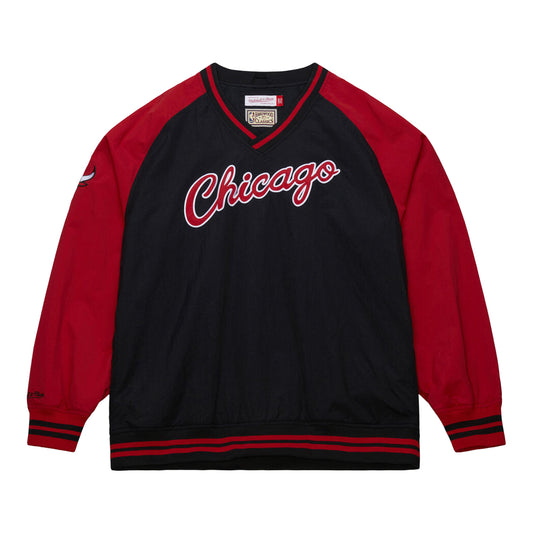 Chicago Bulls Mitchell & Ness V-Neck Scripted Pullover in Black - Front View