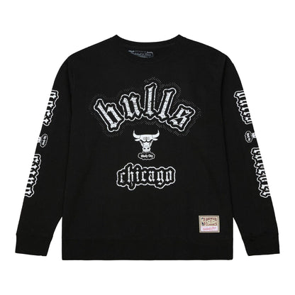 Chicago Bulls Mitchell & Ness Team Play Old English Crewneck Sweatshirt in Black - Front View