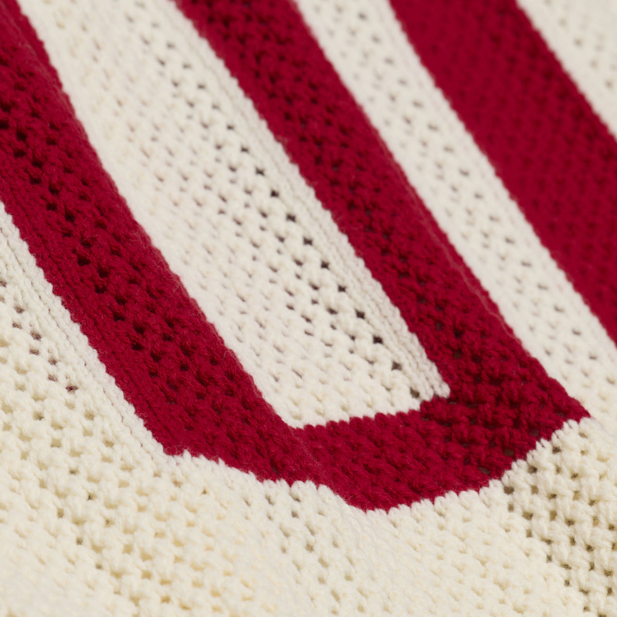 Chicago Bulls Mitchell & Ness Retro Roots Sweater in White - Back Detail View