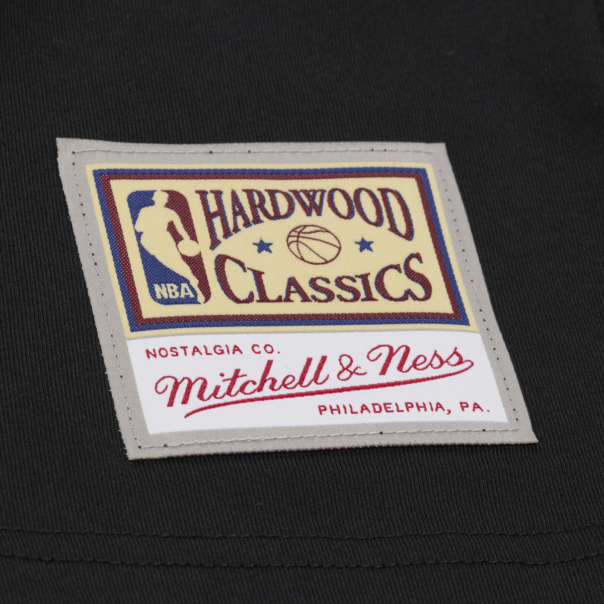 Chicago Bulls Mitchell & Ness Derrick Rose Tonal Dunk T-Shirt in Black - Patch View