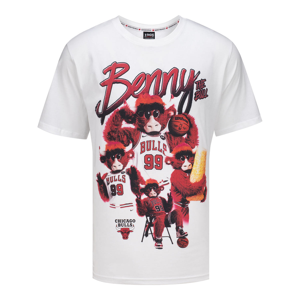 Chicago Bulls 1966 Benny Photo T-Shirt in White - Front view