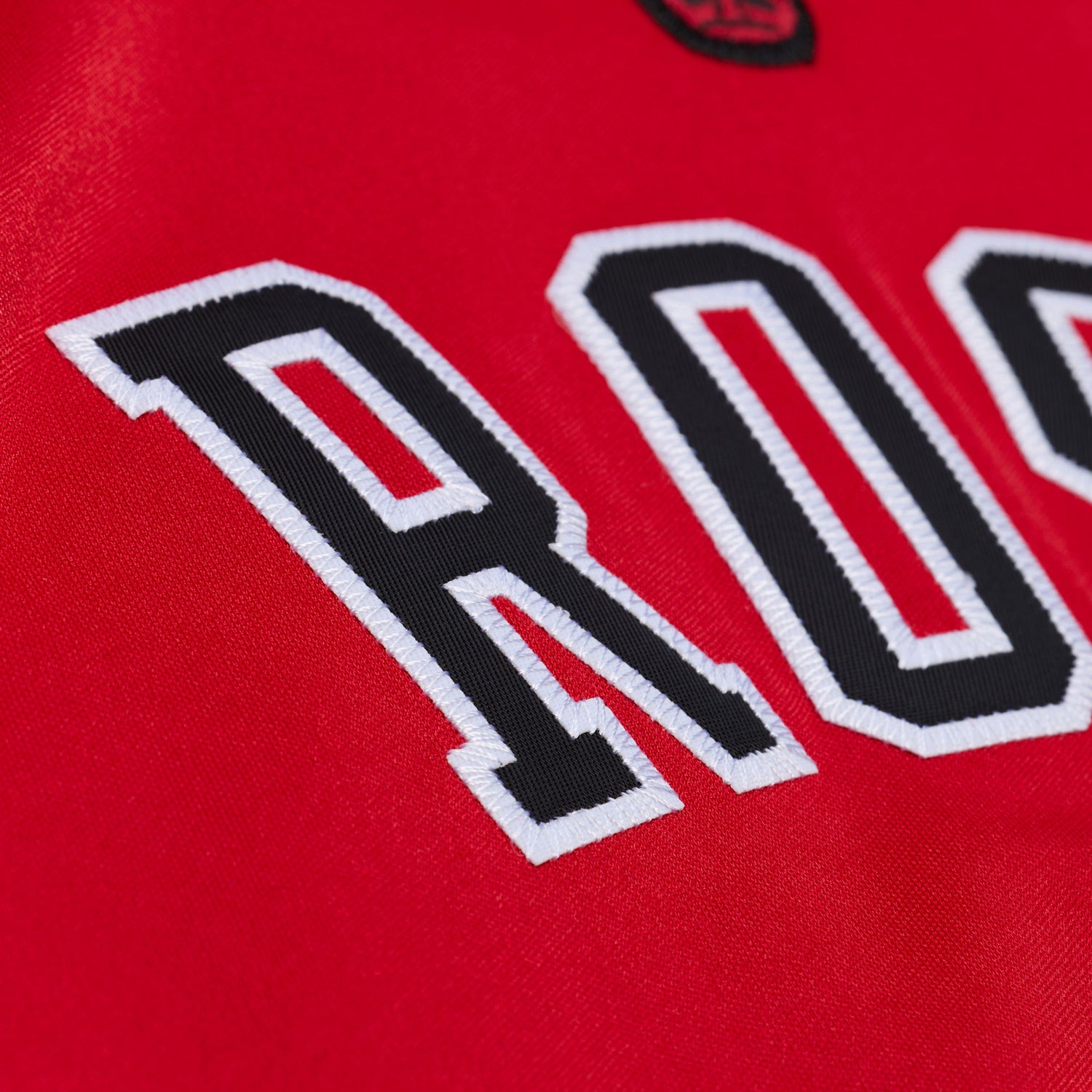 Chicago Bull Mitchell & Ness Derrick Rose 2008-09 Authentic Jersey in Red -    Nameplate Detail View