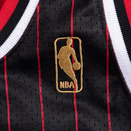Chicago Bulls Authentic Mitchell & Ness Michael Jordan 1996-97 Alternate Jersey in Black - Front Detail View