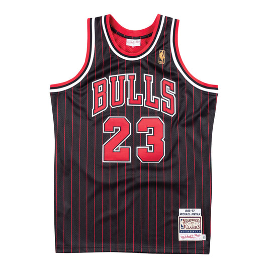 Chicago Bulls Authentic Mitchell & Ness Michael Jordan 1996-97 Alternate Jersey in Black - Back View
