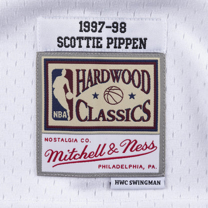 Chicago Bulls Mitchell & Ness Scottie Pippen 1997-98 Home Jersey - patch View