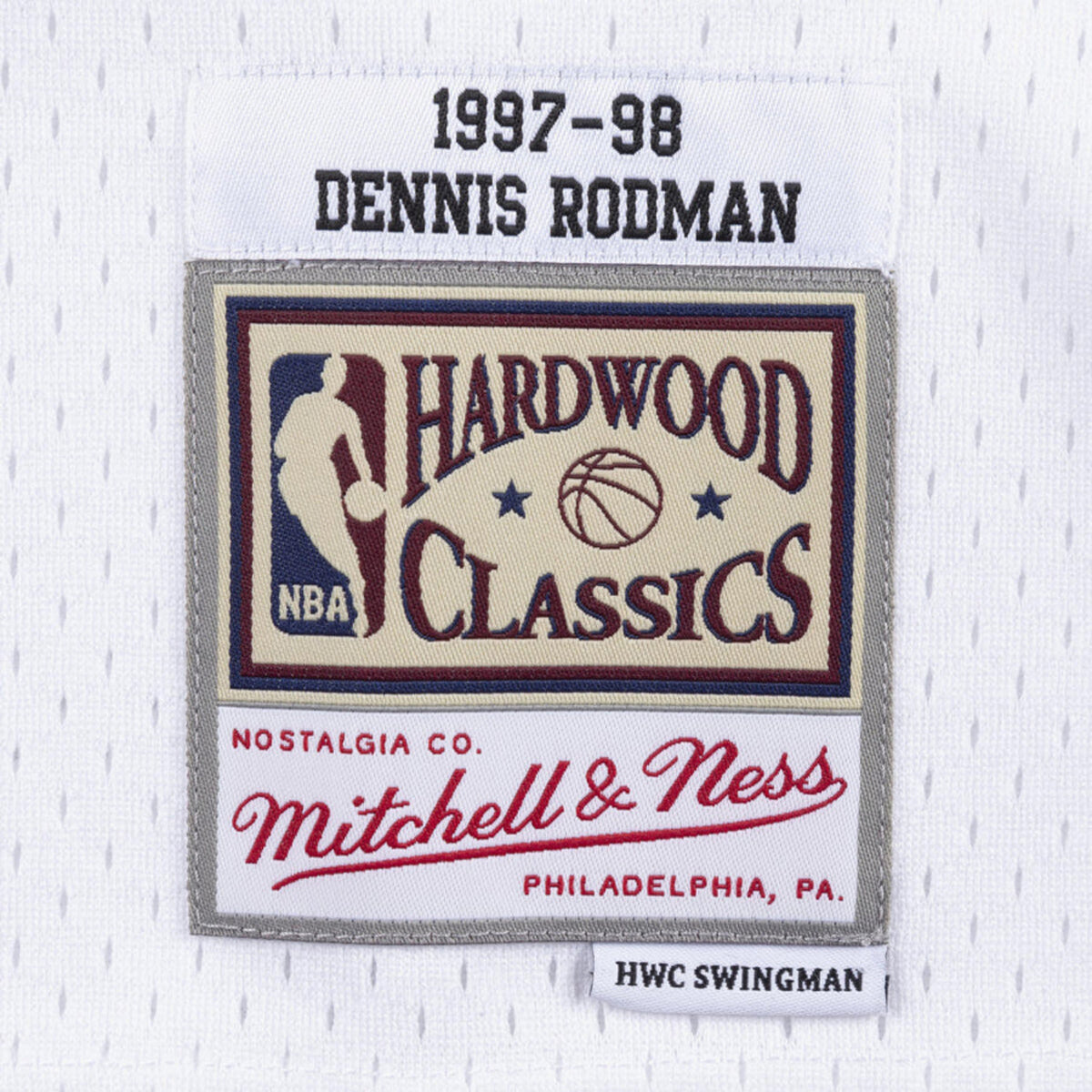 Chicago Bulls Mitchell & Ness Dennis Rodman 1997-98 Home Jersey in White - patch view