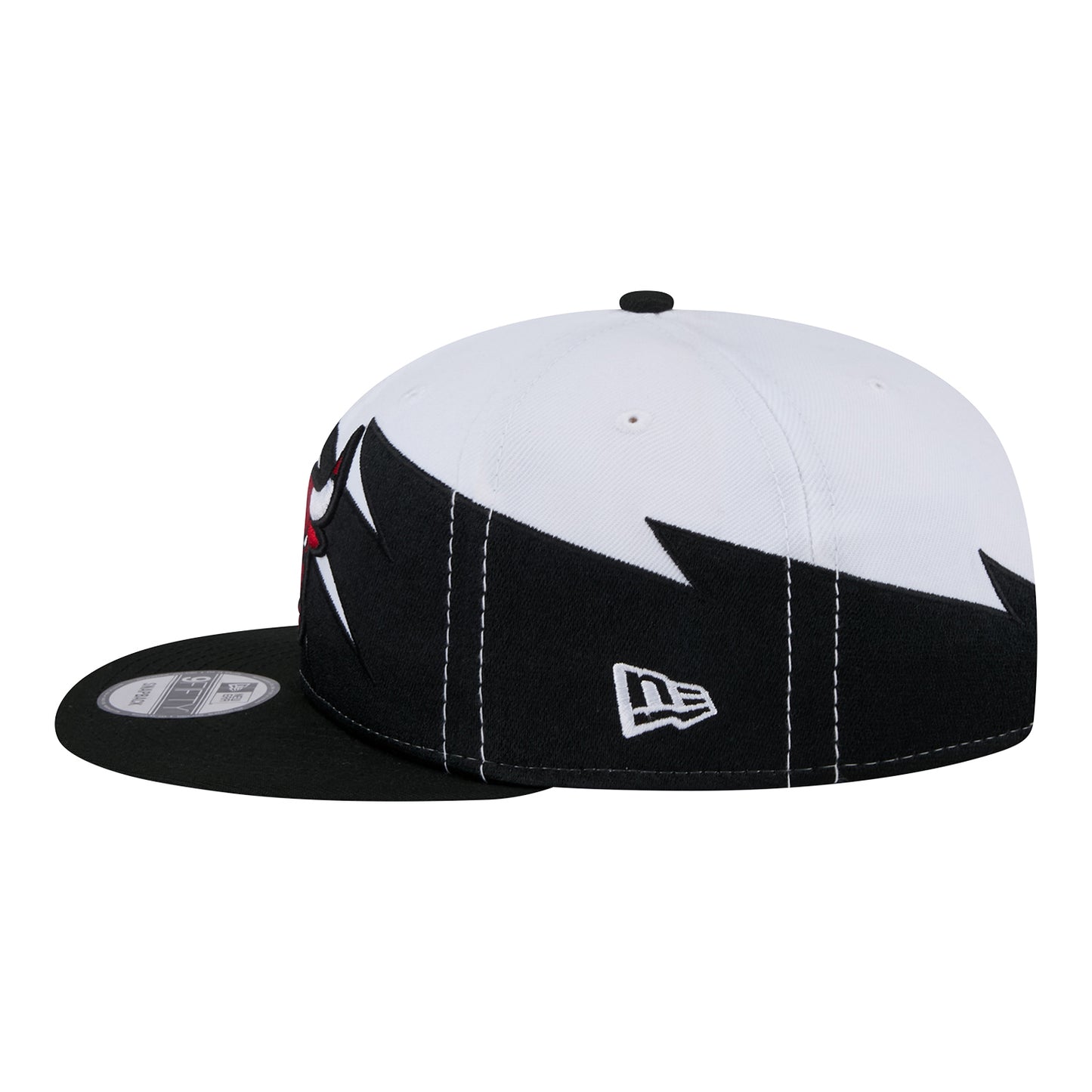 Youth Chicago Bulls New Era 950 Retro Jagged Snapback - Left View