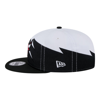 Youth Chicago Bulls New Era 950 Retro Jagged Snapback - Left View