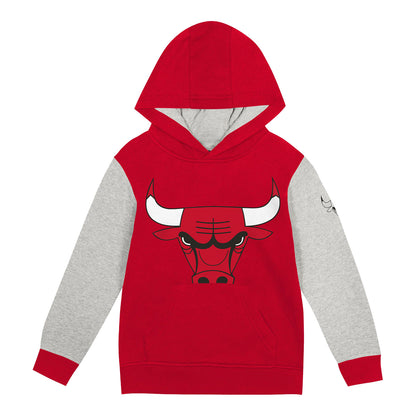 Toddler Chicago Bulls Outerstuff Fair Catch Pullover Hooded Sweatshirt In Red - Front View